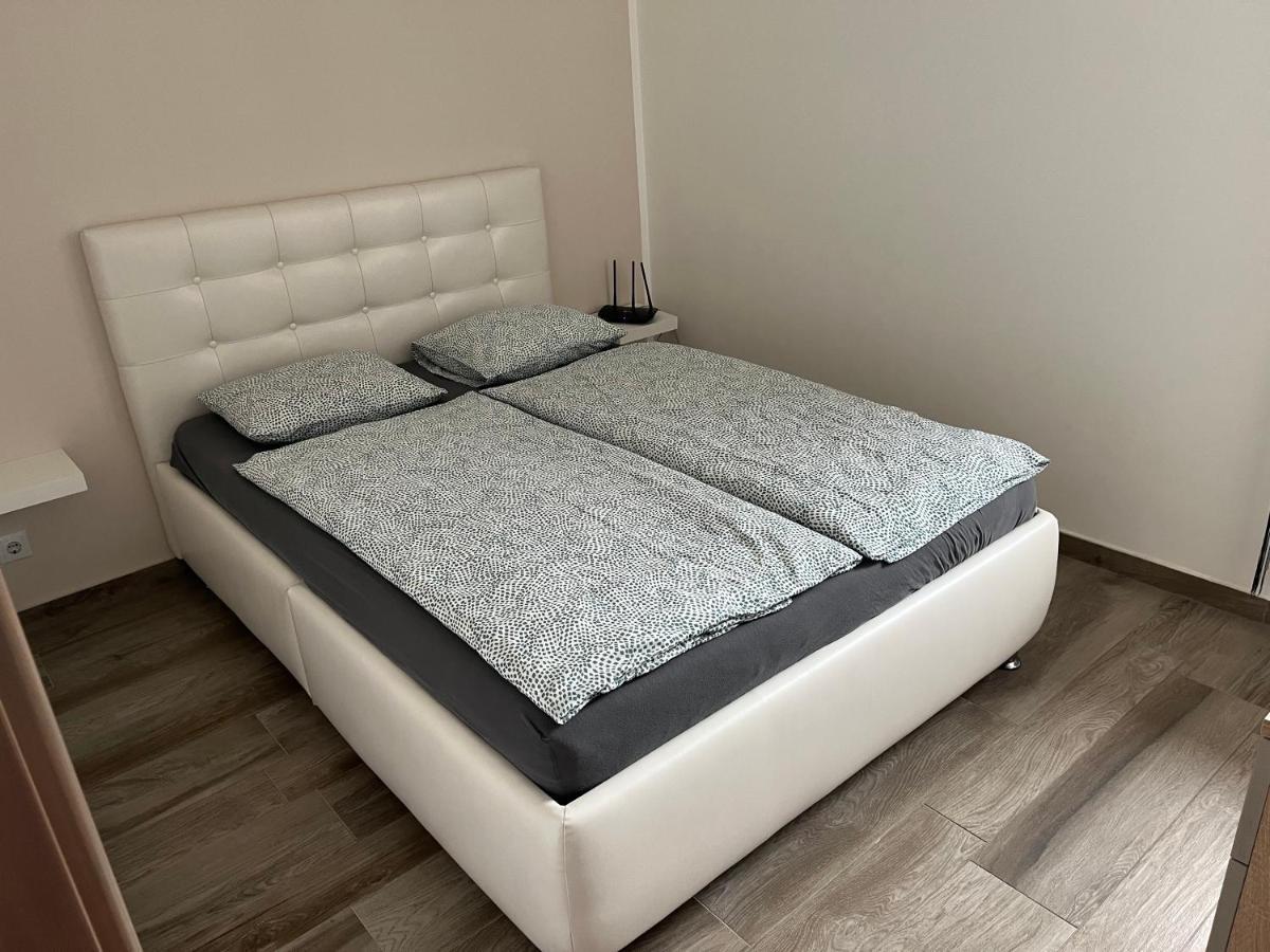 Rajczi Apartman Мохач Экстерьер фото