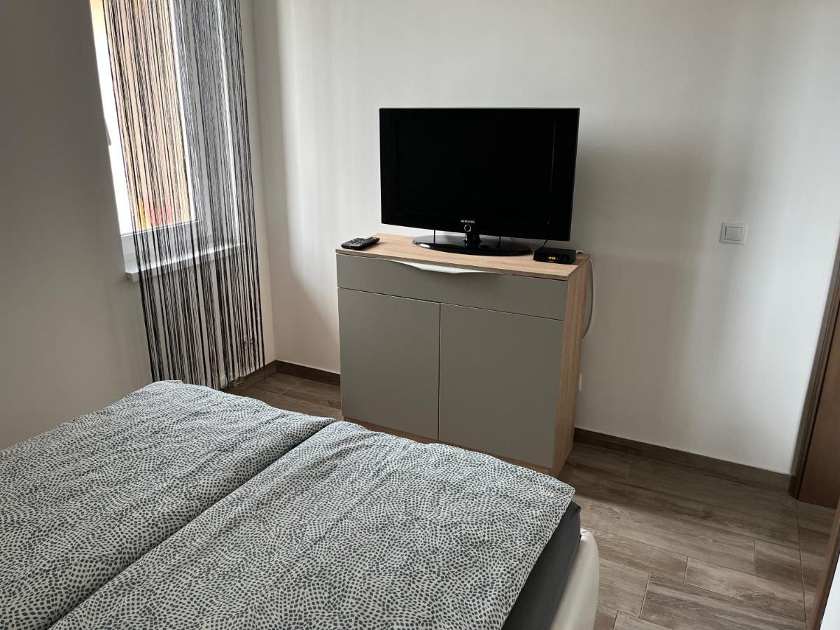 Rajczi Apartman Мохач Экстерьер фото